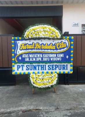 Papan Bunga Duka di Pasaribu Tobing