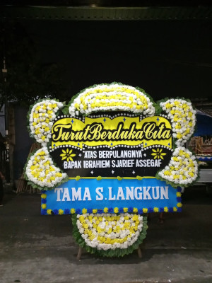 Papan Bunga Duka di Pasaribu Tobing