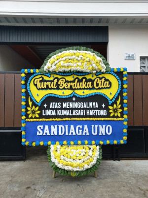 Papan Bunga Duka di Pasaribu Tobing